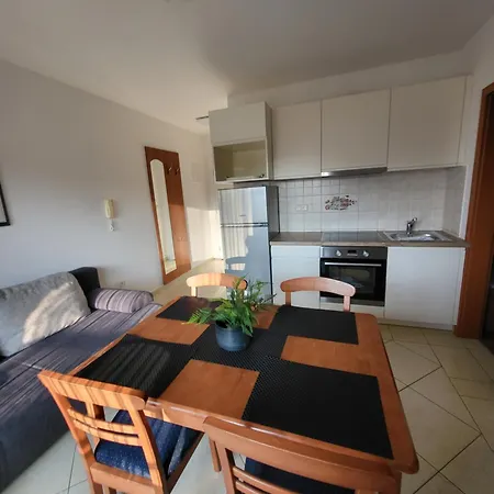 Dalmacia Apartmán Srima