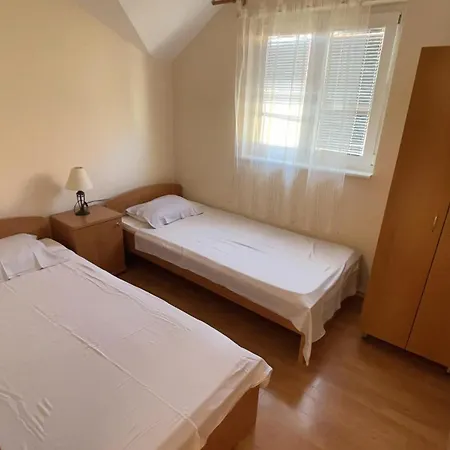 Apartment Dalmacia *
